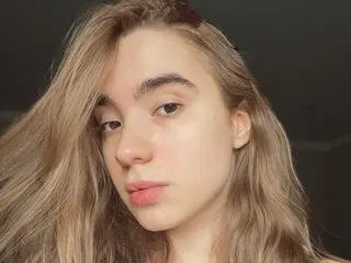 JuiliElsa pussy spectacles webcam