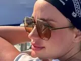 NovaTemptress chatte enregistre anal